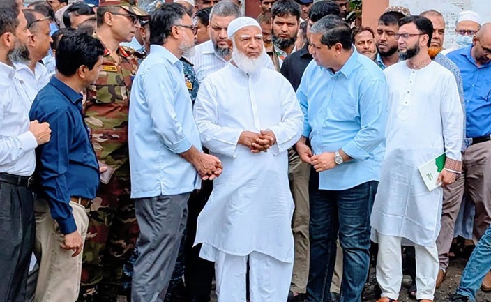 রাস্তা ব্যবসার জন্য নয়, মানুষের চলাচলের জন্য: ডা. শফিকুর রহমান